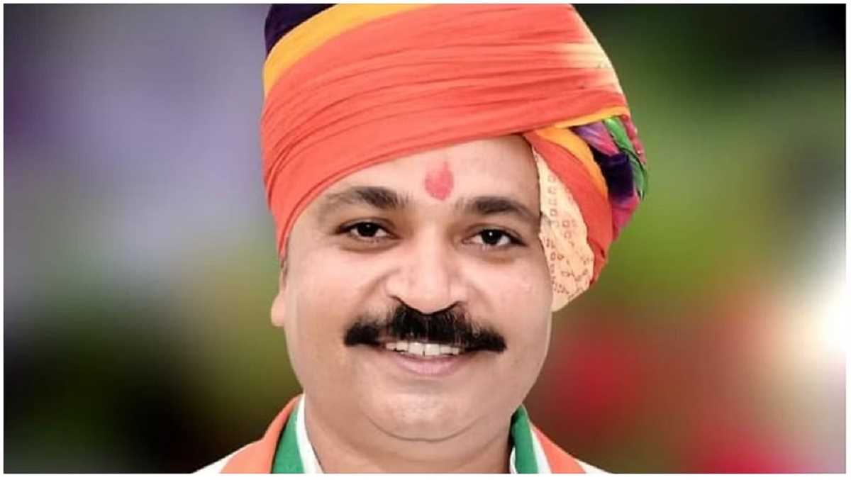 सत्ता के नशे में चूर है राजस्थान सरकार, विधानसभा में चल रही तानाशाही : टीकाराम जूली